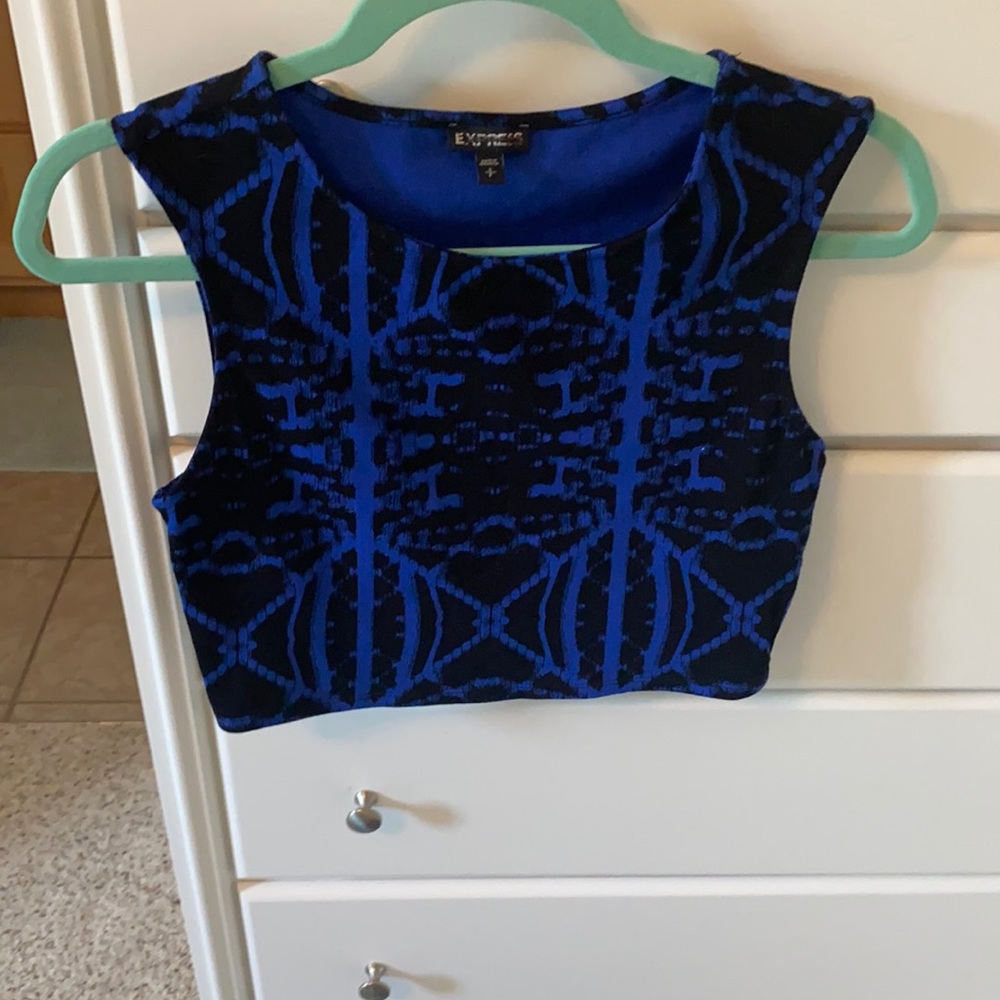 Express cropped fitted tank